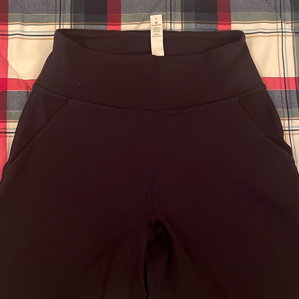 Lululemons size 2.
